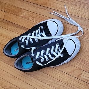 Black Madison Low Top Converse